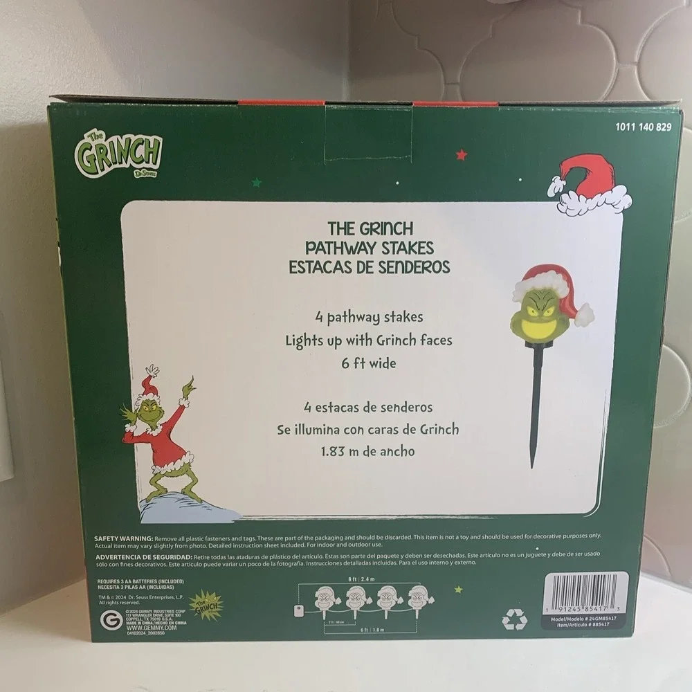 LED (4 Count) Christmas Grinch With Santa Hat Battery-Operated Pathway Stakes